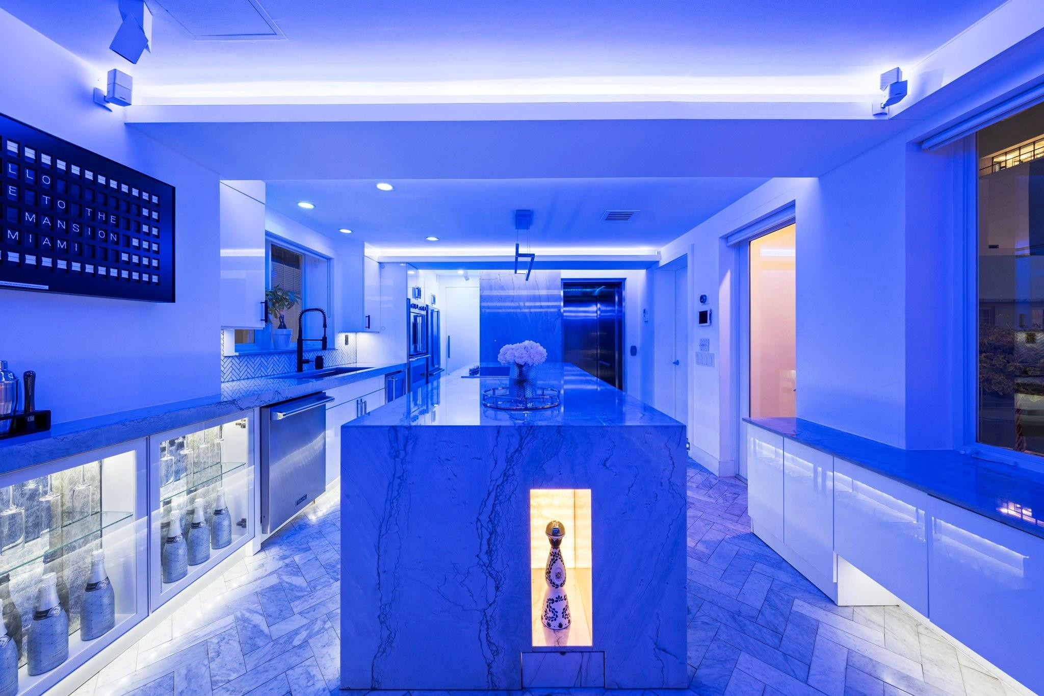 124 11th Street Miami Beach, FL 33139 - Photo 36 of 93 Photo 36