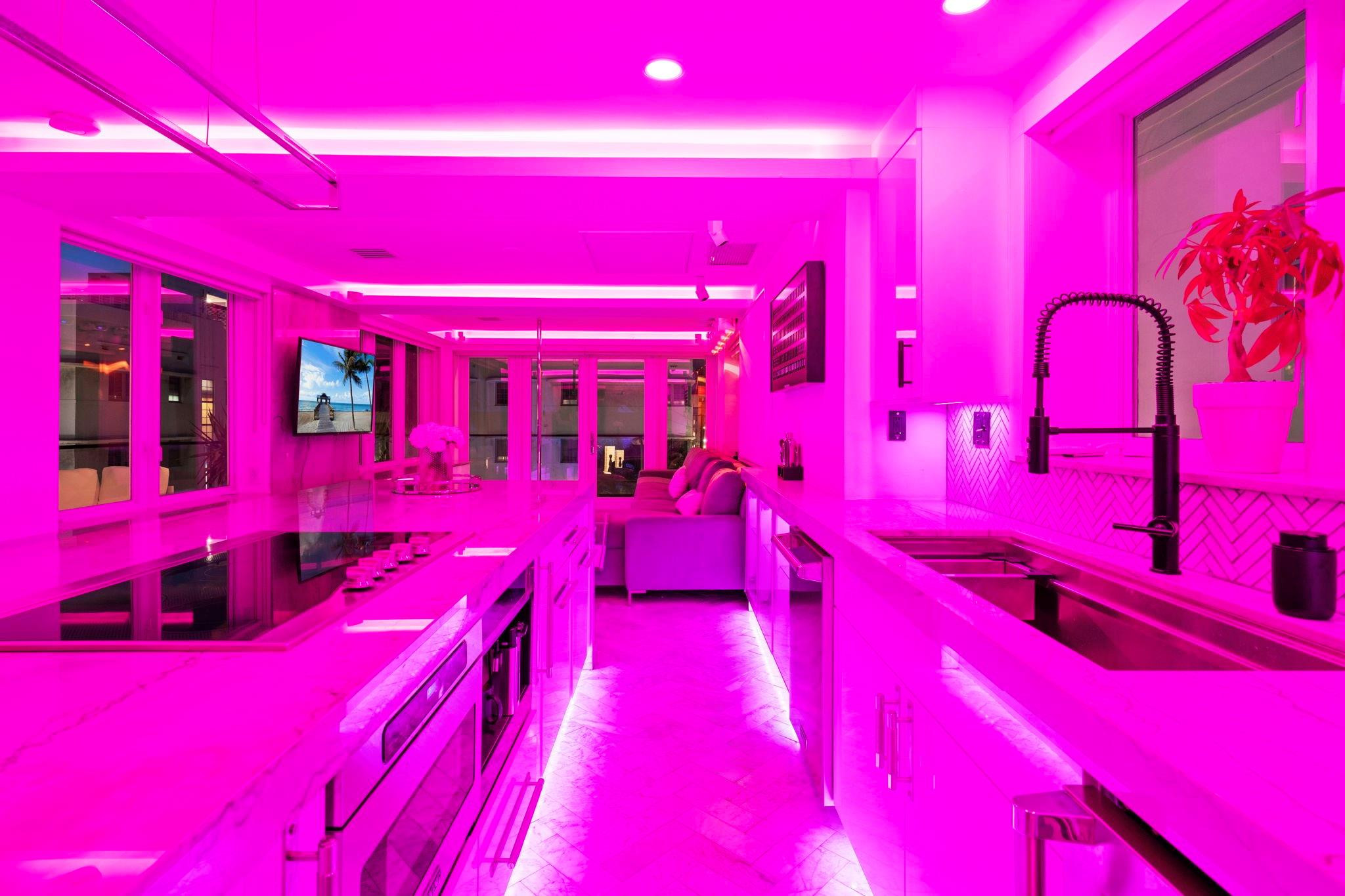 124 11th Street Miami Beach, FL 33139 - Photo 37 of 93 Photo 37