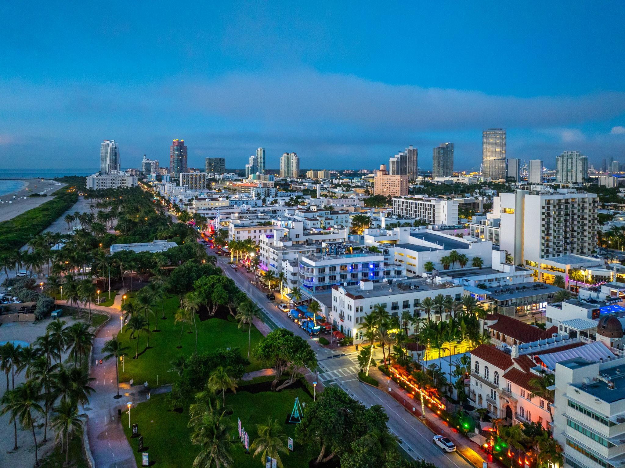 124 11th Street Miami Beach, FL 33139 - Photo 74 of 93 Photo 80