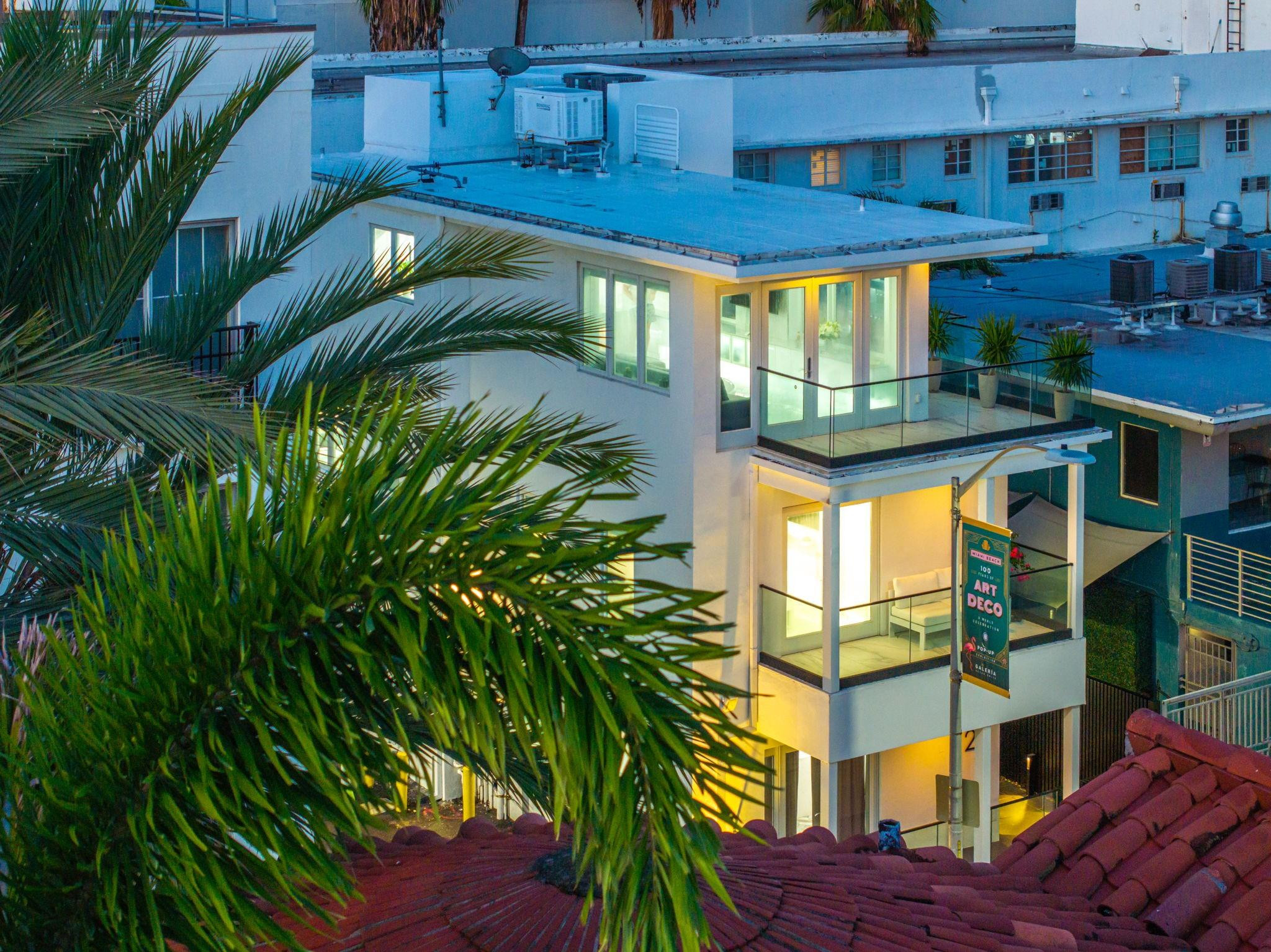 124 11th Street Miami Beach, FL 33139 - Photo 76 of 93 Photo 83