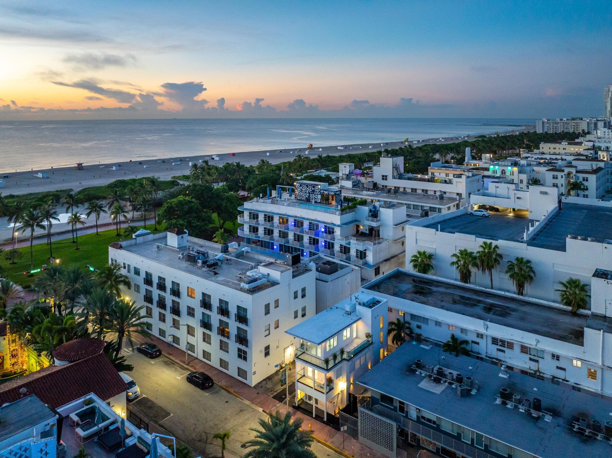 124 11th Street Miami Beach, FL 33139 - Photo 78 of 93 Photo 85