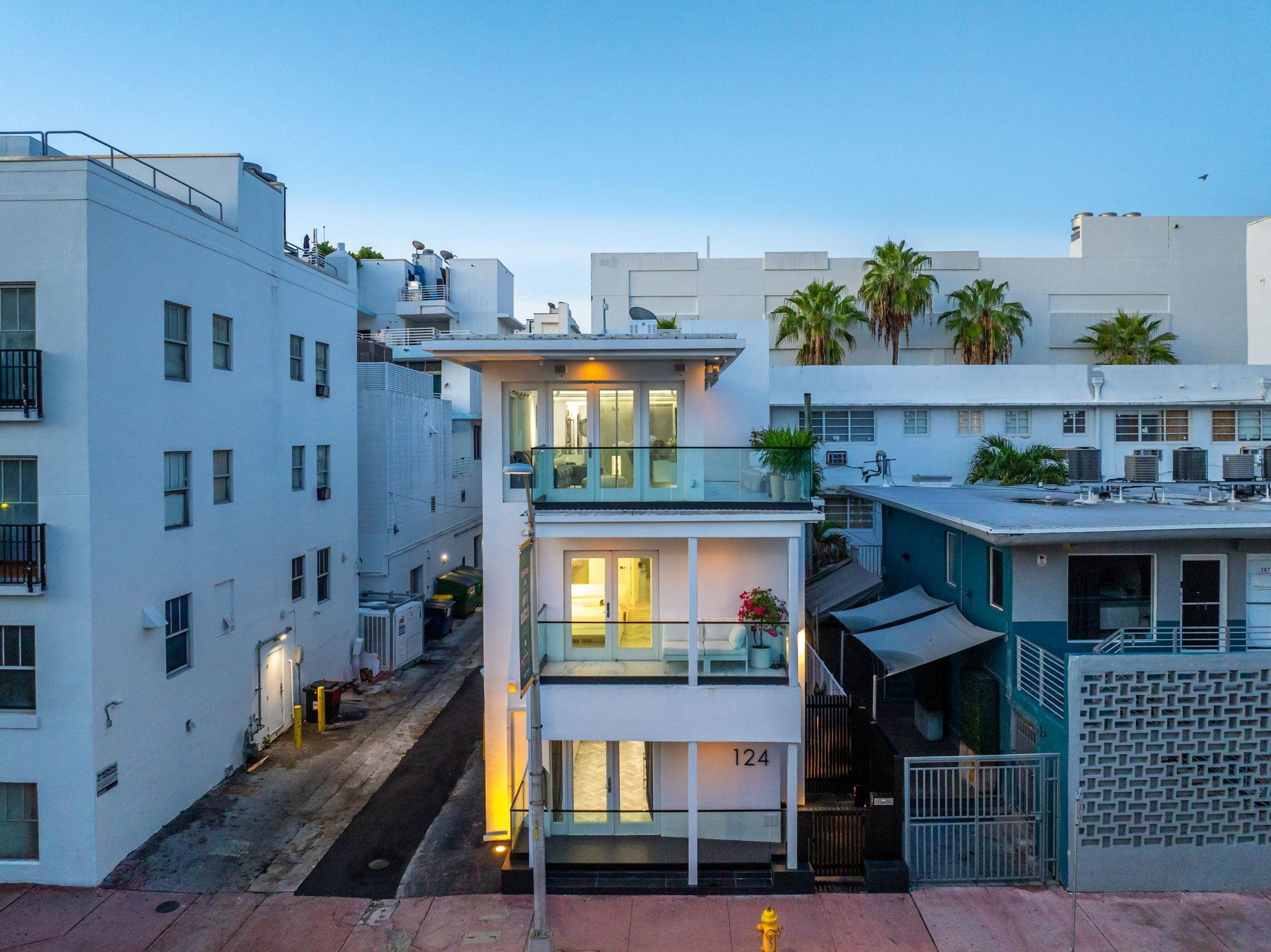 124 11th Street Miami Beach, FL 33139 - Photo 90 of 93 Photo 97