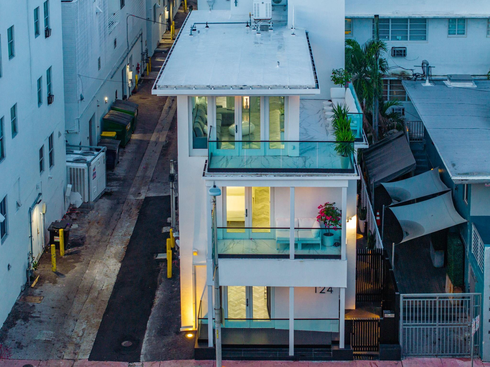 124 11th Street Miami Beach, FL 33139 - Photo 92 of 93 Photo 99