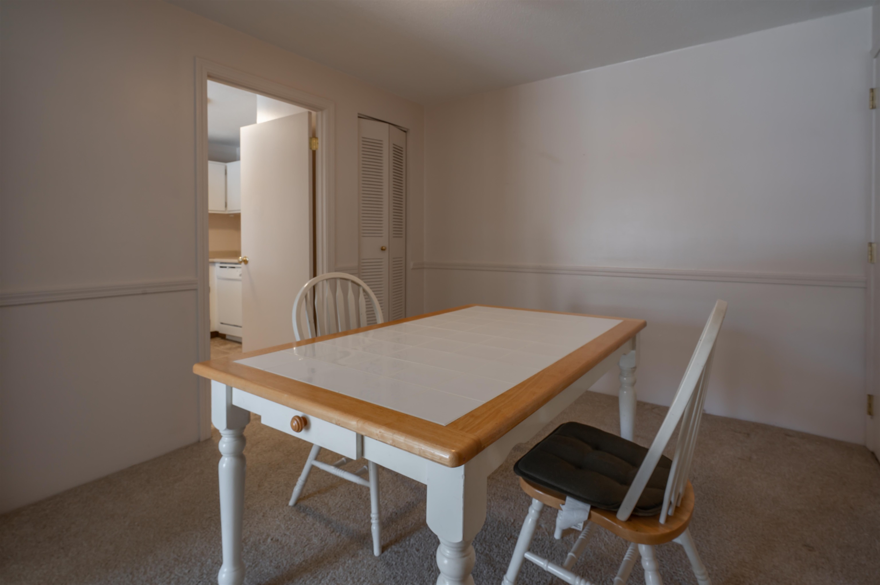 36 English Village Road, Unit 202R Manchester, NH 03102 - Photo 9 of 30