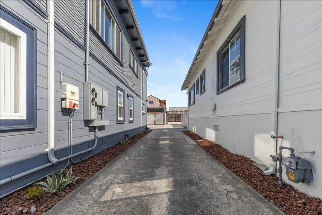 a view of backyard of house