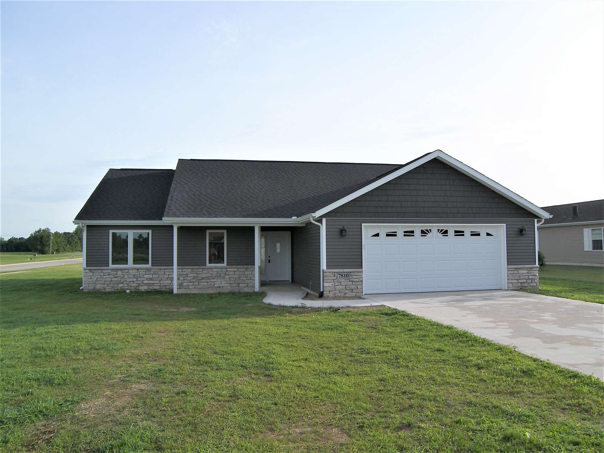 7810 East Goodison Road North Webster, IN 46555 - Photo 2 of 36 Gallery Image 2
