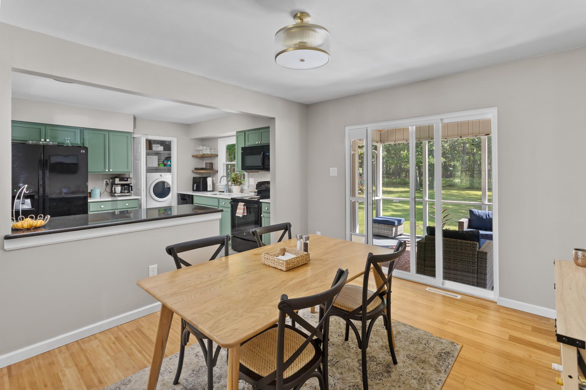 64 Patty Bowker Road Tabernacle, NJ 08088 - Photo 8 of 35 Easy access to kitchen, screened porch & dining.