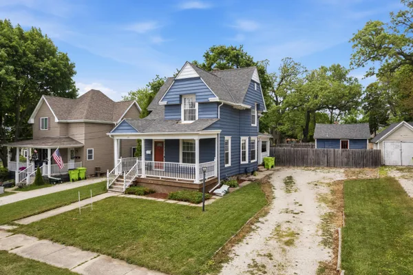 $299,900 | 507 Parish Street, Delavan, WI 53115