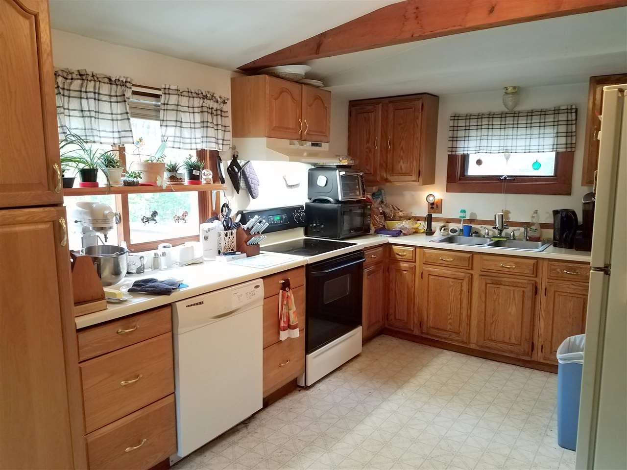 387 Salmon Falls Road Rochester, NH 03868 - Photo 4 of 19