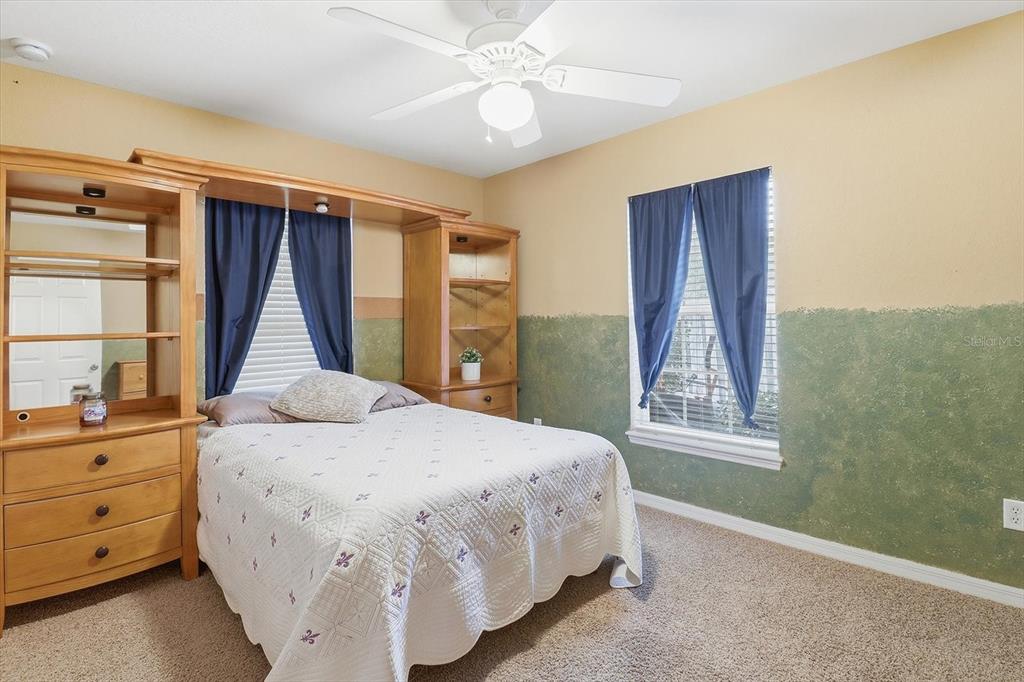 2303 Southeast 22nd Loop Ocala, FL 34471 - Photo 28 of 37