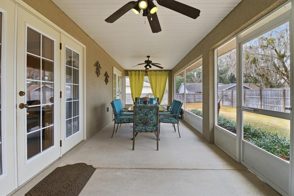 2303 Southeast 22nd Loop Ocala, FL 34471 - Photo 32 of 37