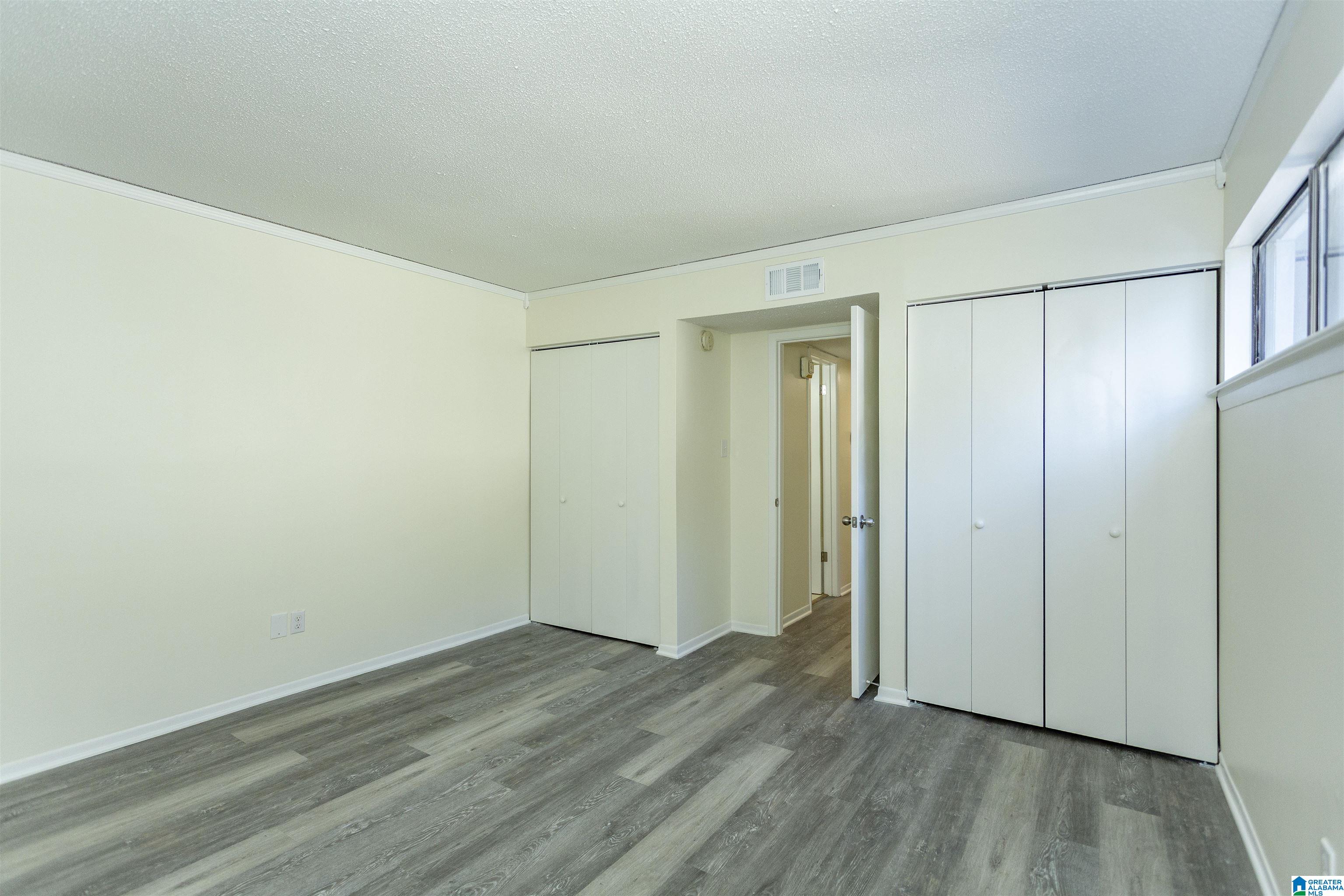 3350 Altamont Road South, Unit D17 Birmingham, AL 35205 - Photo 18 of 33