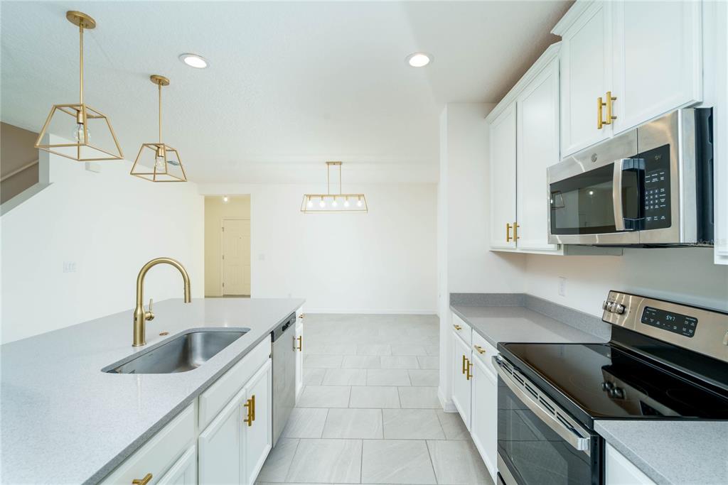 244 Hamlet Loop Davenport, FL 33837 - Photo 13 of 36