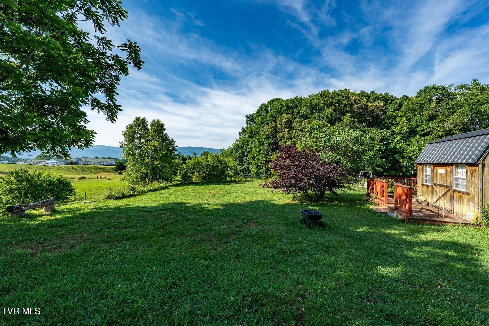 154 Stockton Road Chuckey, TN 37641 - Photo 40 of 57 154 Stockton Road (25 of 59)