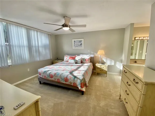 $5,500 | 290 Naples Cove Drive, Unit 2205, Naples, FL 34110