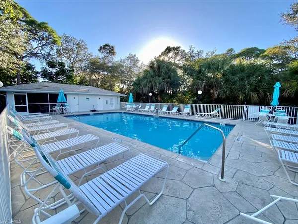 $5,500 | 290 Naples Cove Drive, Unit 2205, Naples, FL 34110