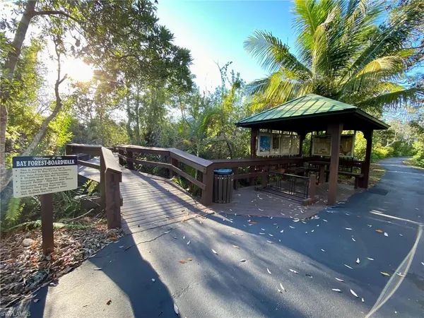 $5,500 | 290 Naples Cove Drive, Unit 2205, Naples, FL 34110