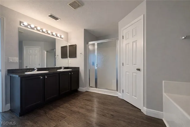 $2,495 | 1222 Northeast 40th Terrace, Cape Coral, FL 33909