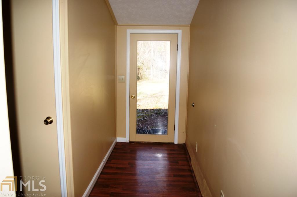 294 Longview Drive Jefferson, GA 30549 - Photo 8 of 17