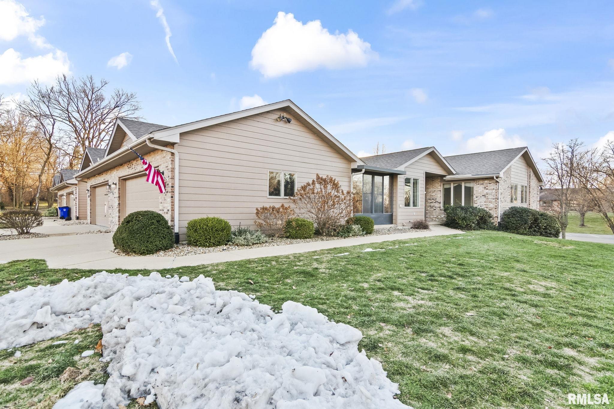 2151 South Imboden Place Decatur, IL 62521 - Photo 3 of 40