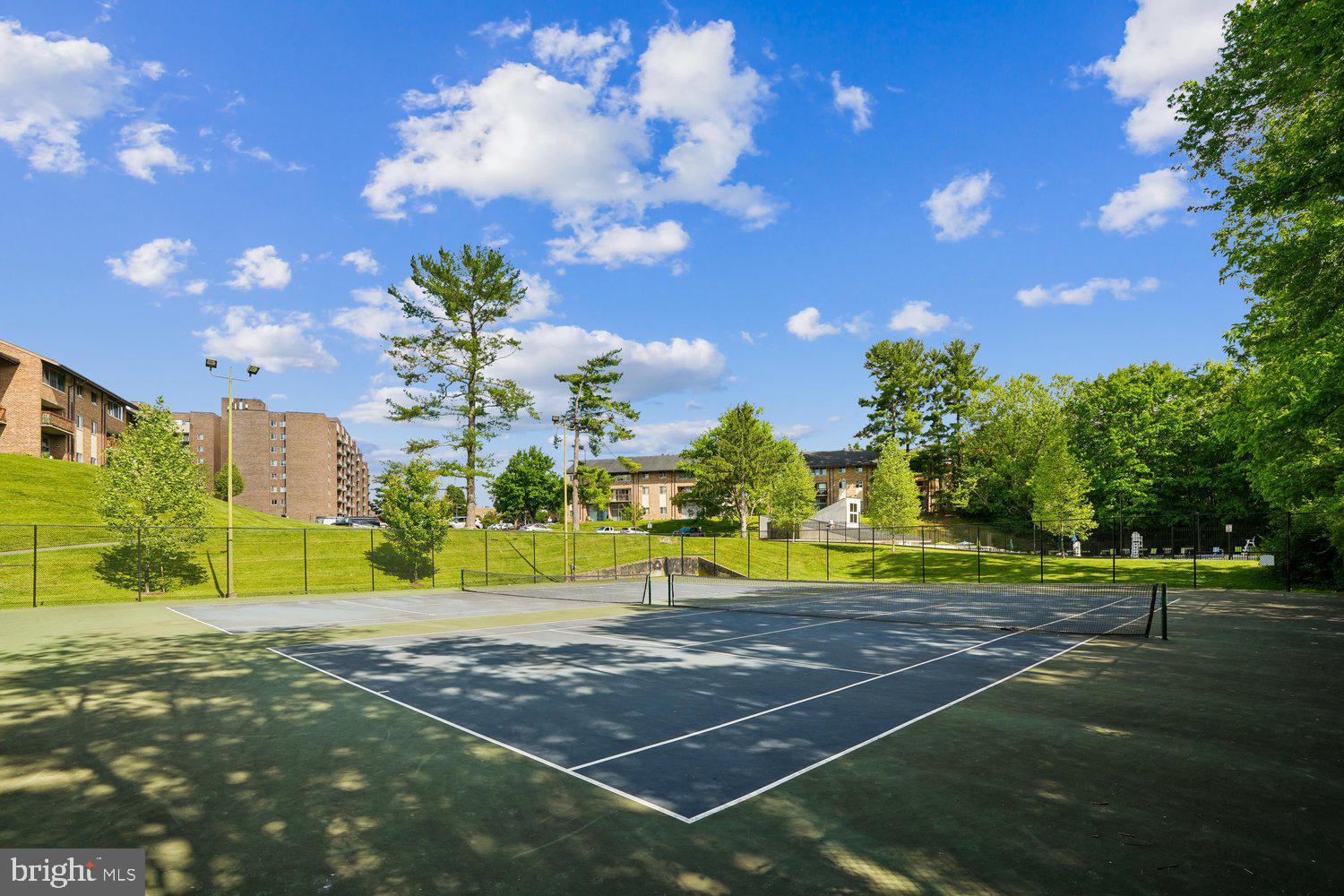 9926 Walker House Road, Unit 99263 Gaithersburg, MD 20886 - Photo 40 of 63 Normandie on the Lake Tennis