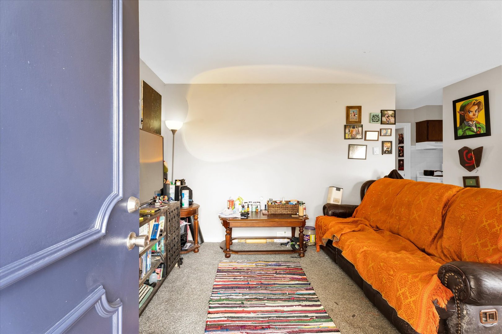 309 West Springfield Avenue Urbana, IL 61801 - Photo 4 of 35 a living room with furniture