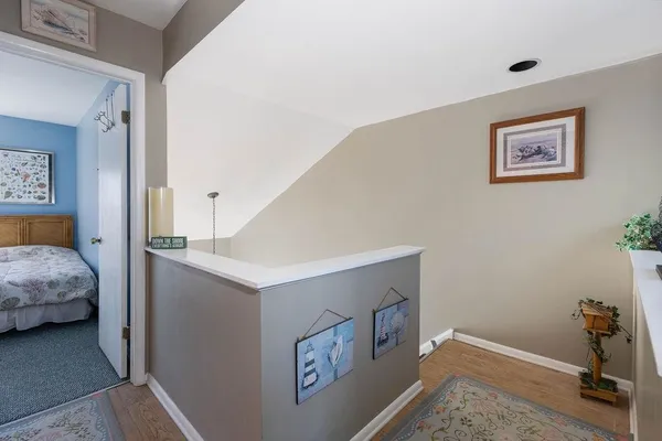 a view of entryway with a front door