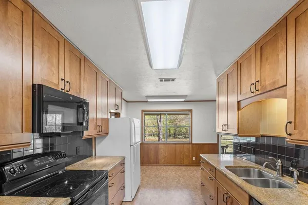 $219,000 | 2823 Birchwood Lane, Commerce, TX 75428