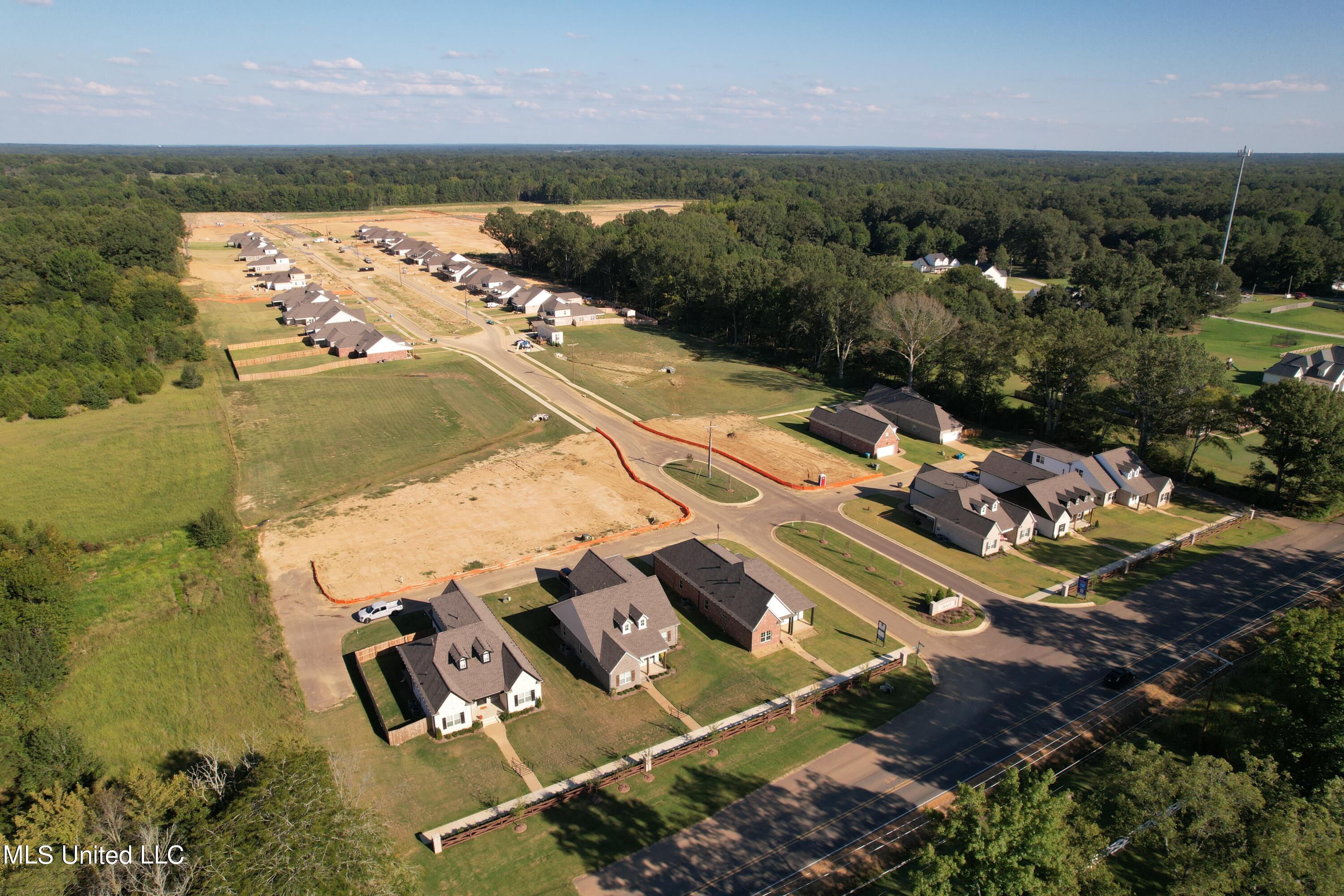 552 Craft Road South Hernando, MS 38632 - Photo 2 of 34 Ariel view of front of neighborhood.