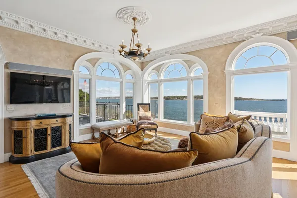 $7,495,000 | 1 Channel Road, South Portland, ME 04106