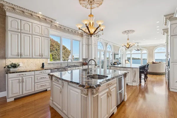 $7,495,000 | 1 Channel Road, South Portland, ME 04106