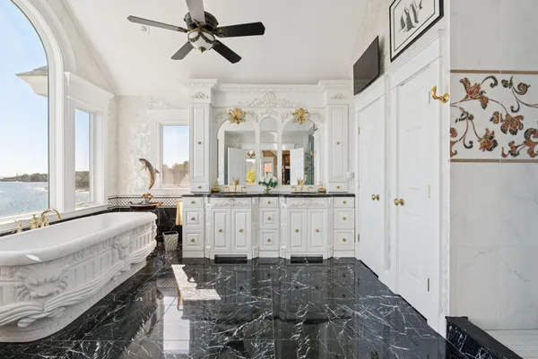 $7,495,000 | 1 Channel Road, South Portland, ME 04106