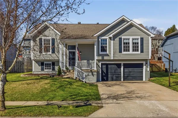 $390,000 | 15378 South Shannan Lane, Olathe, KS 66062