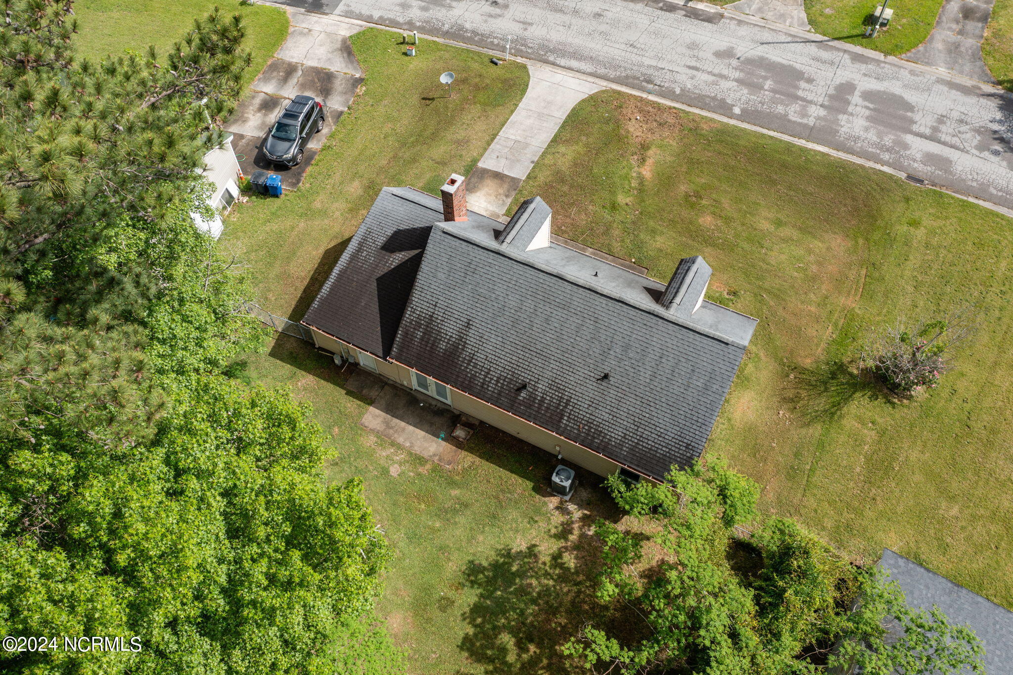 1005 Brynn Marr Road Jacksonville, NC 28546 - Photo 8 of 50 8-web-or-mls-DJI_0751