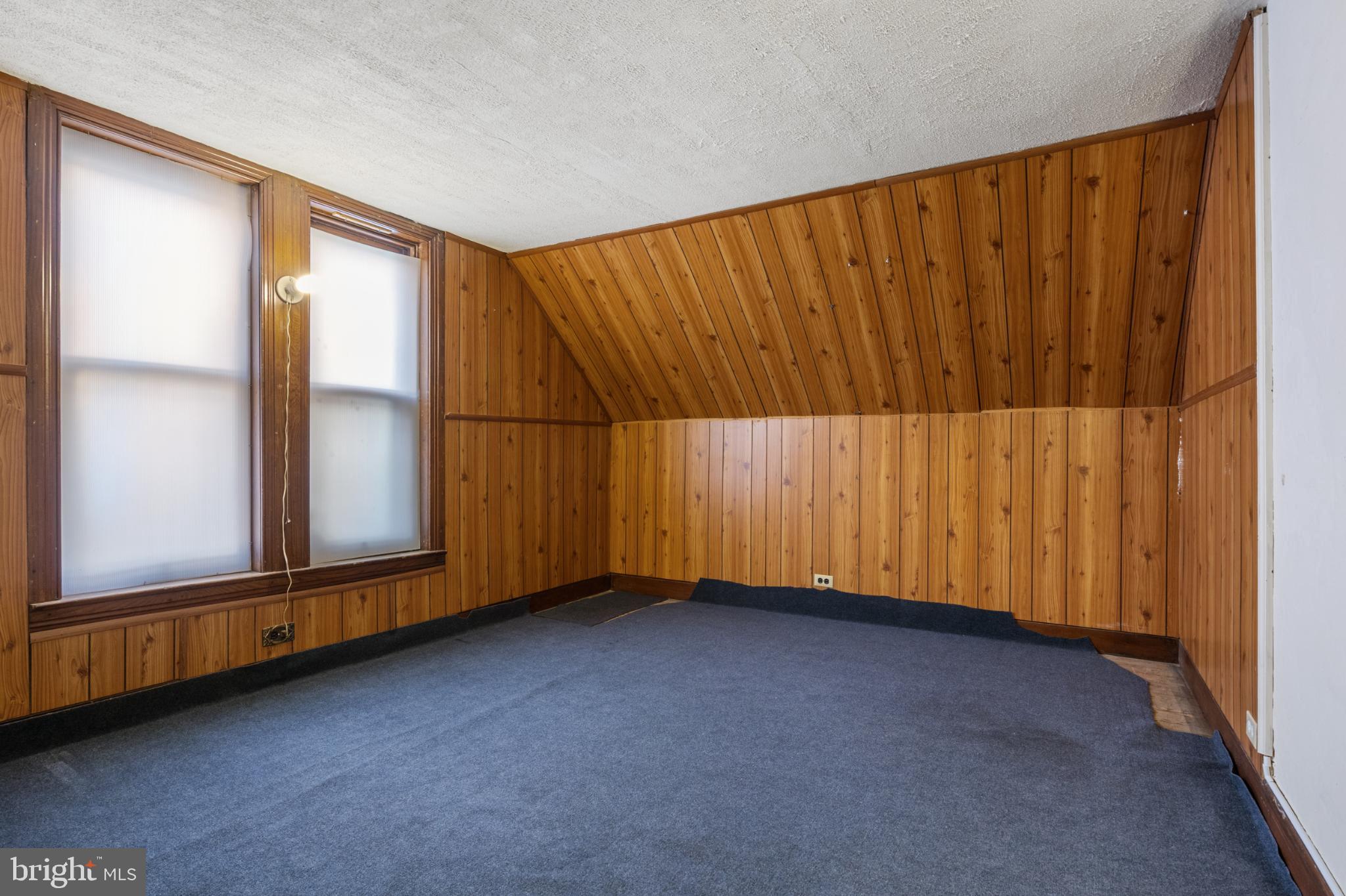 721 South George Street York, PA 17401 - Photo 46 of 78 Third floor bedroom