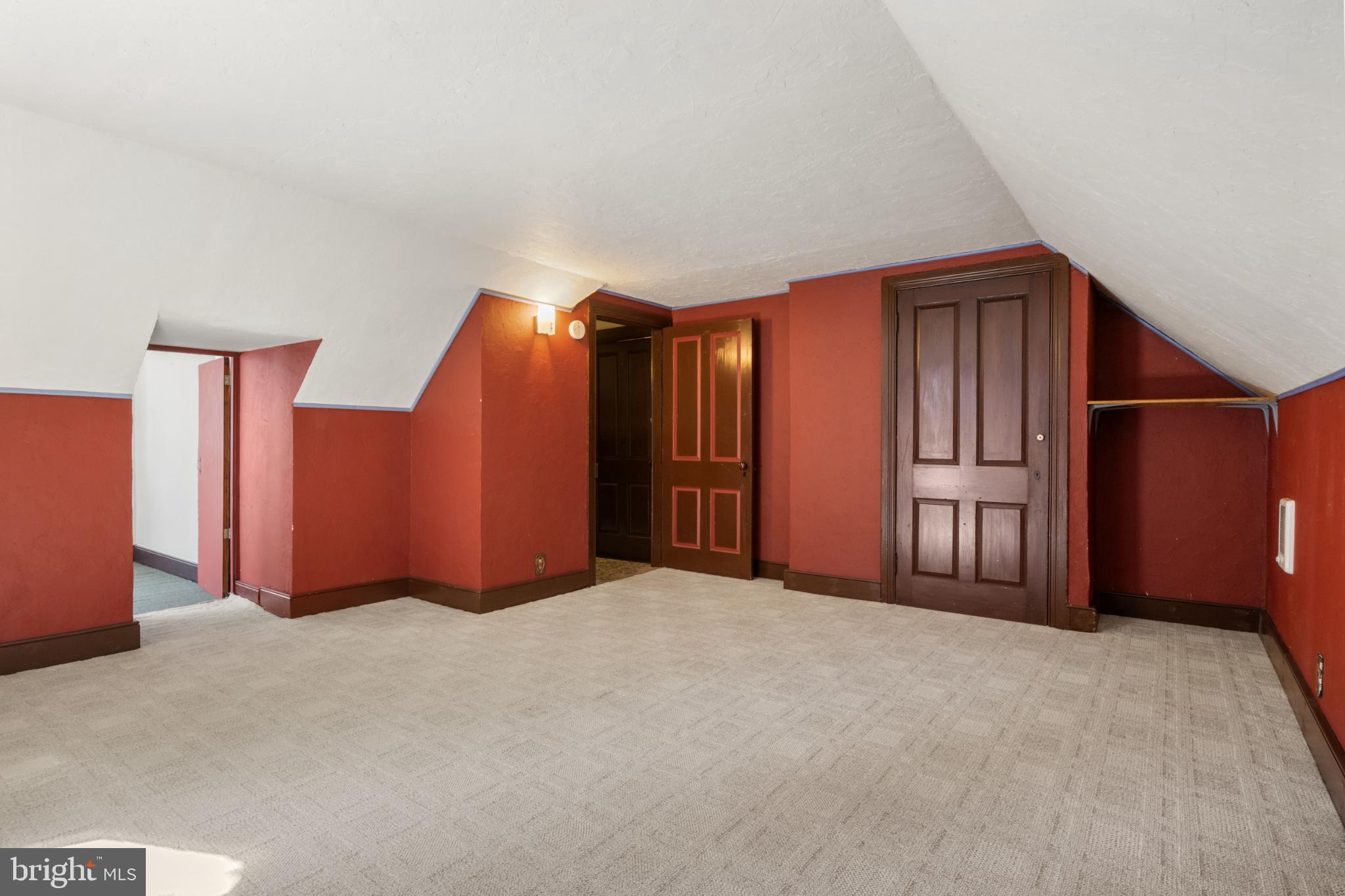 721 South George Street York, PA 17401 - Photo 48 of 78 Third floor bedroom