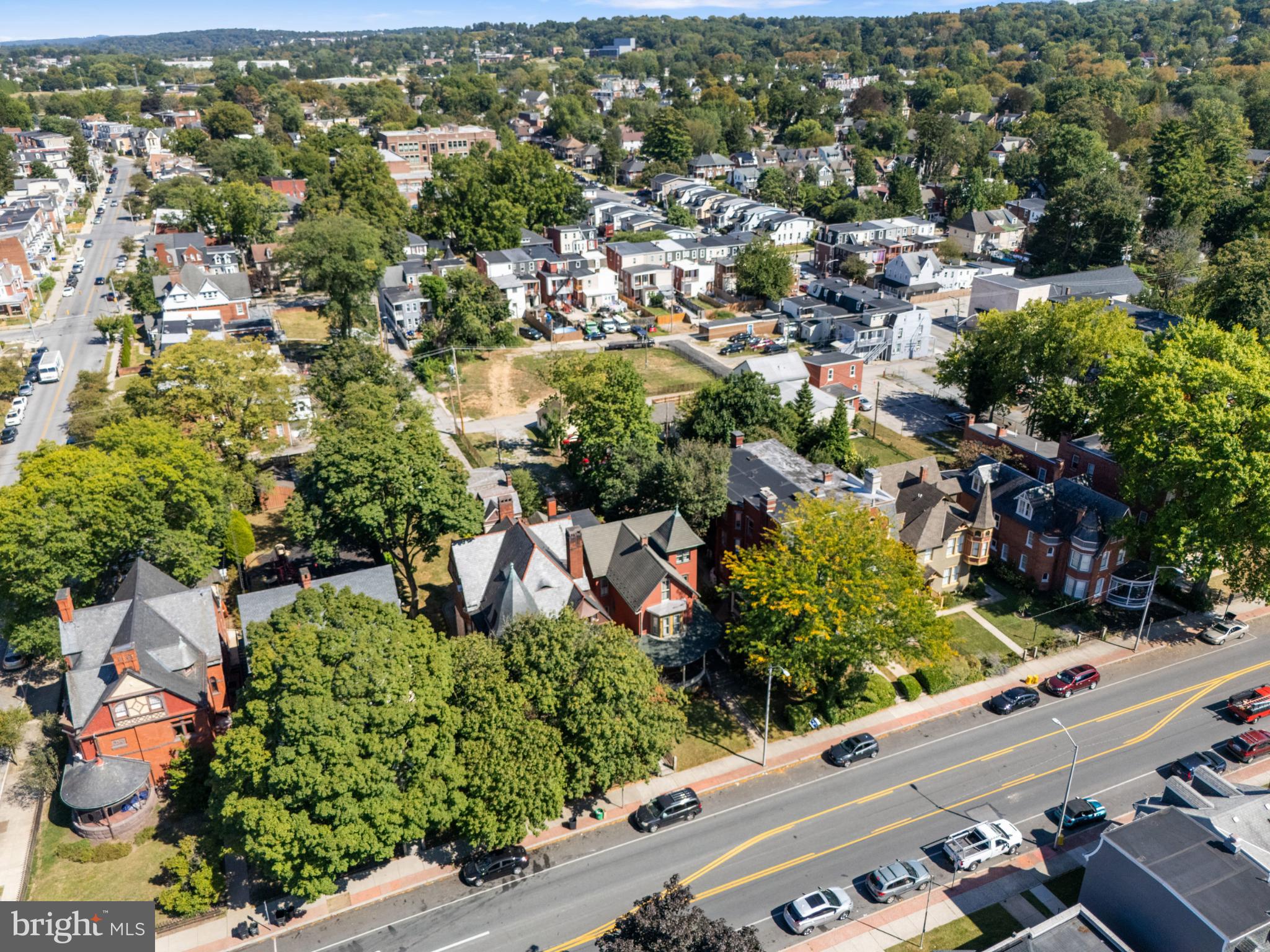 721 South George Street York, PA 17401 - Photo 68 of 78 an aerial view of residential houses with city street