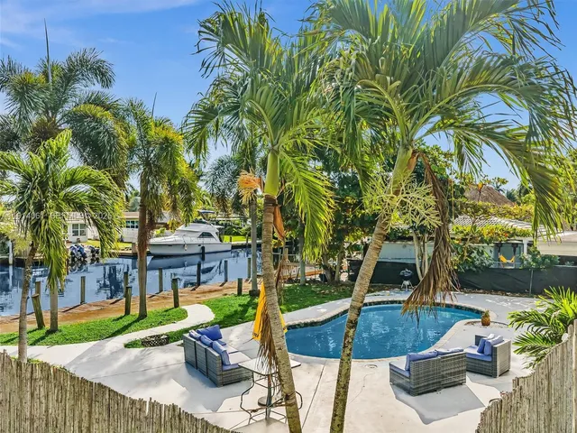 $5,700 | 4416 Southwest 35th Avenue, Dania Beach, FL 33312