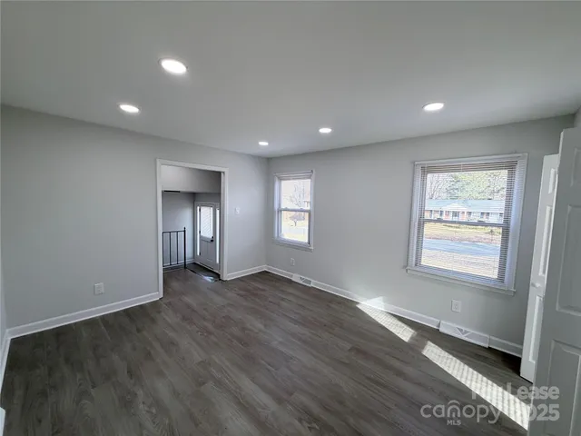 $2,200 | 6207 Eagle Peak Drive, Charlotte, NC 28214