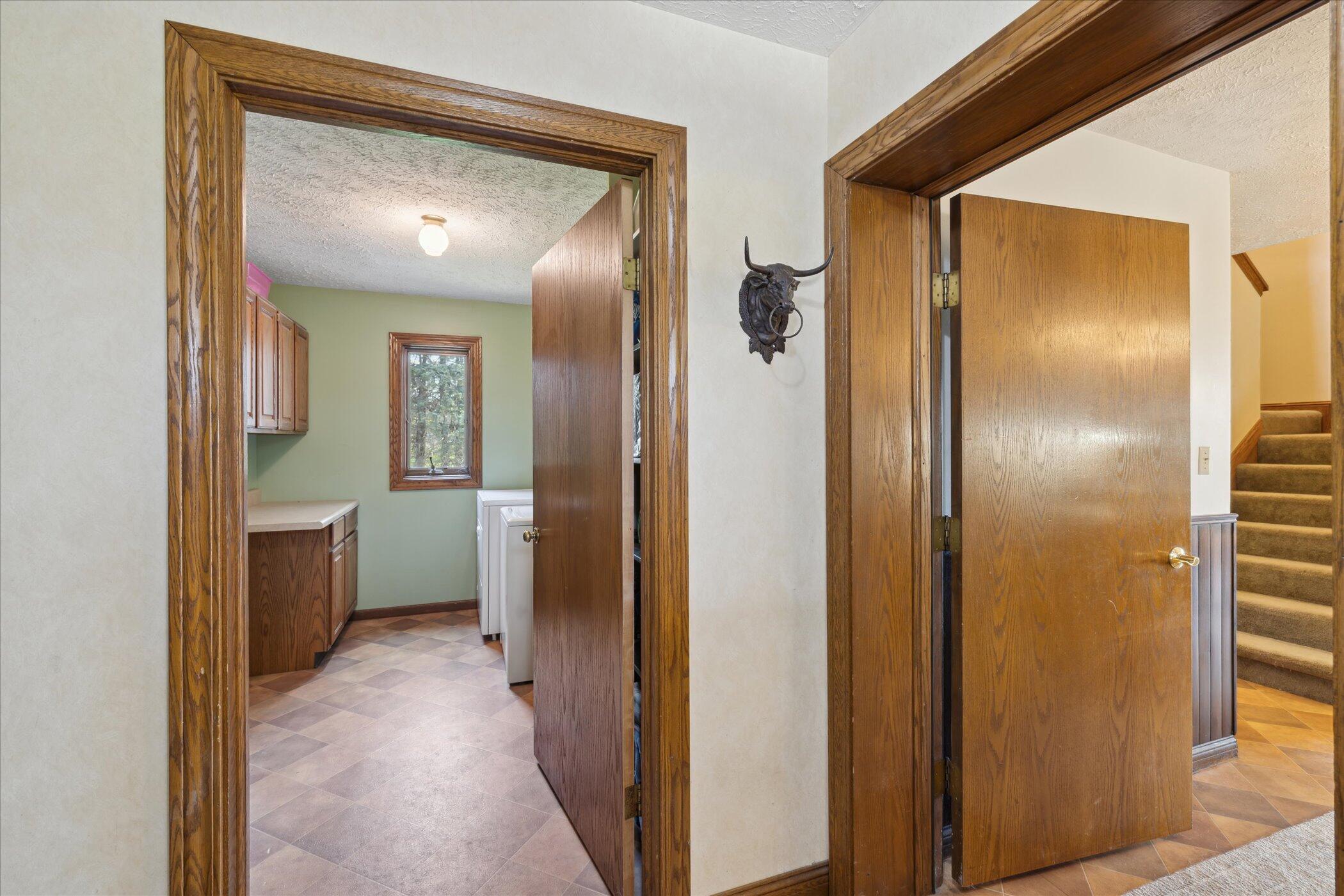 07-2929-E-Frost-Rd-Williamston-MI-48895-