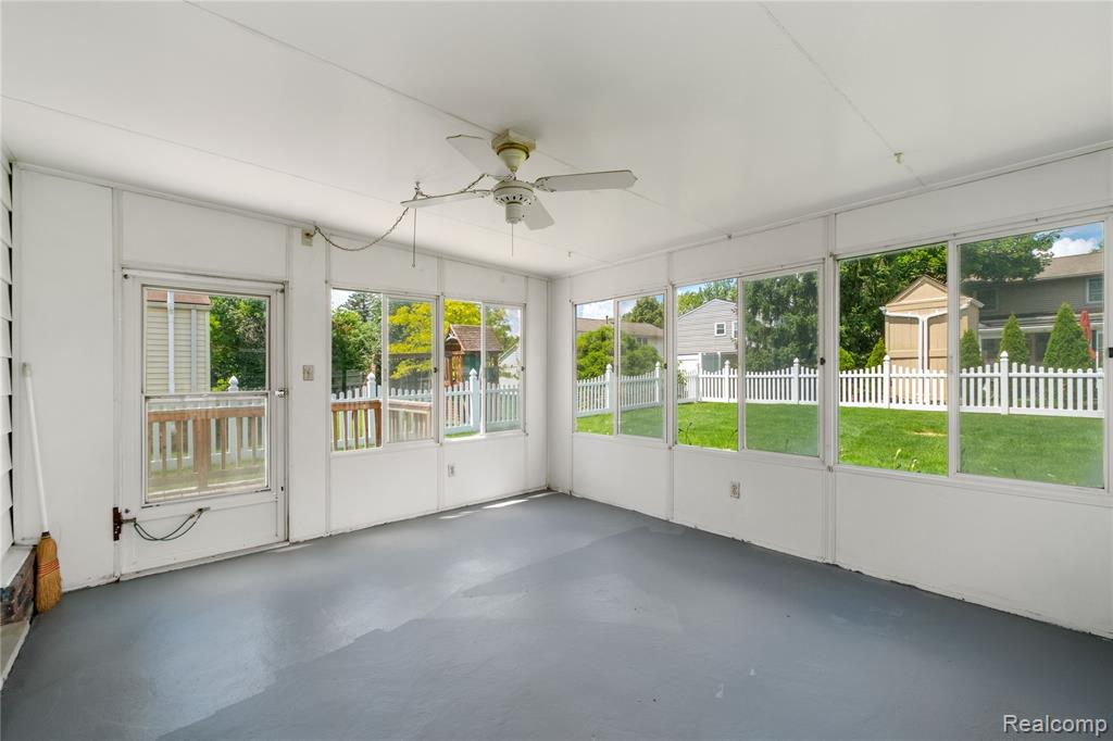 42352 Park Ridge Road Novi, MI 48375 - Photo 19 of 40 Gallery Image 19