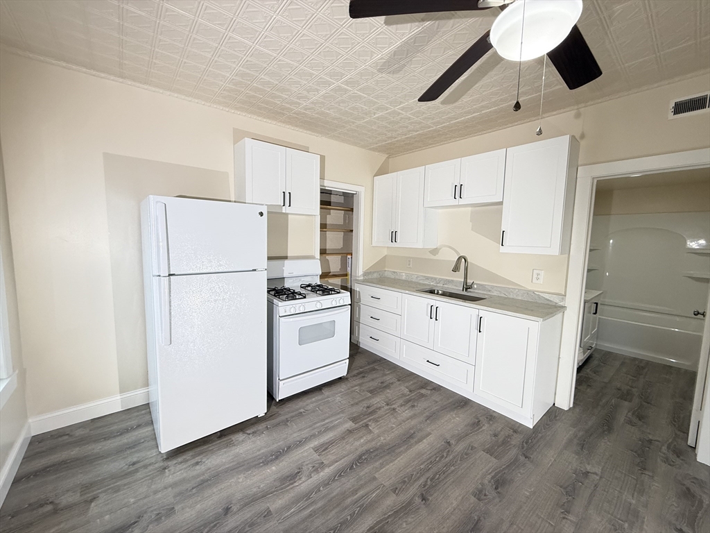 227 White Street, Unit F2R Lowell, MA 01854 - Photo 3 of 10