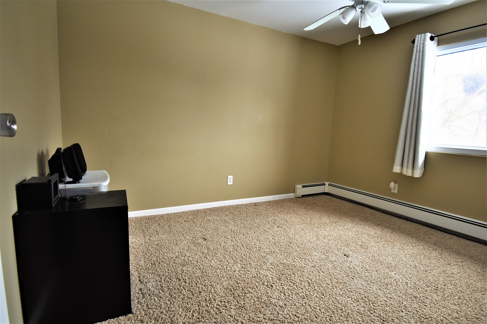 19330 Wolf Road, Unit 5 Mokena, IL 60448 - Photo 14 of 25 a view of a window in an empty room