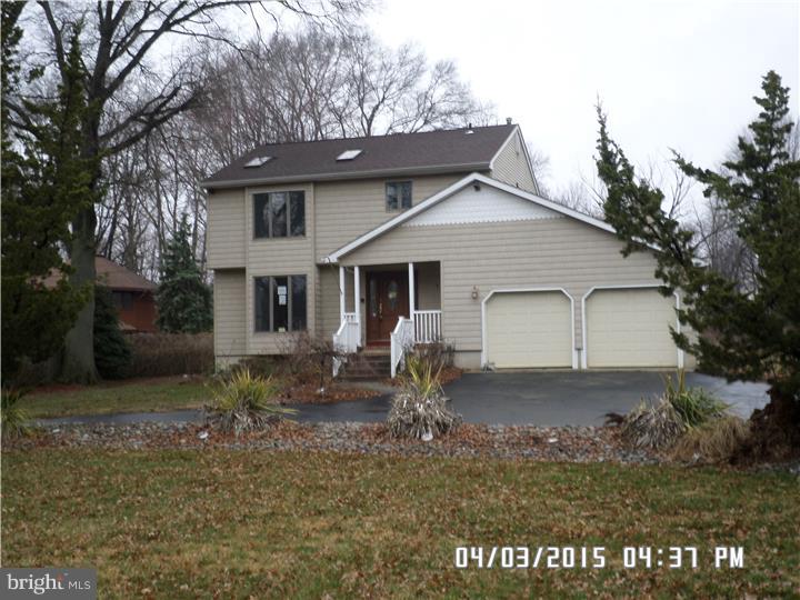 211 Hooton Road Mount Laurel, NJ 08054 - Photo 1 of 25 Exterior Front