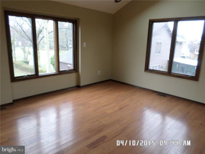 211 Hooton Road Mount Laurel, NJ 08054 - Photo 13 of 25 Master Bedroom