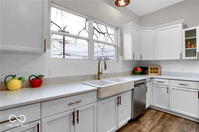 $2,900 | 942 Jefferson Avenue, Indianapolis, IN 46201