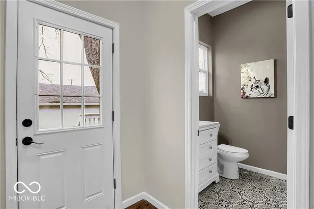 $2,900 | 942 Jefferson Avenue, Indianapolis, IN 46201