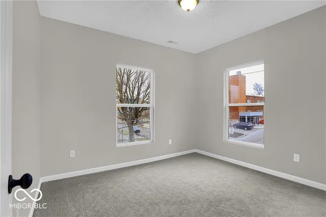 $2,900 | 942 Jefferson Avenue, Indianapolis, IN 46201