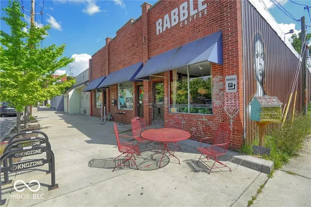 $2,900 | 942 Jefferson Avenue, Indianapolis, IN 46201