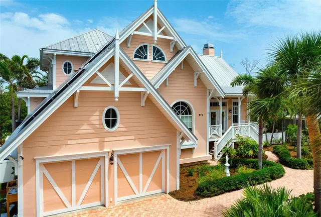 $2,799,000 | 512 77th Street, Holmes Beach, FL 34217